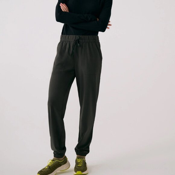 Lole Green Joggers - Picture 2 of 10